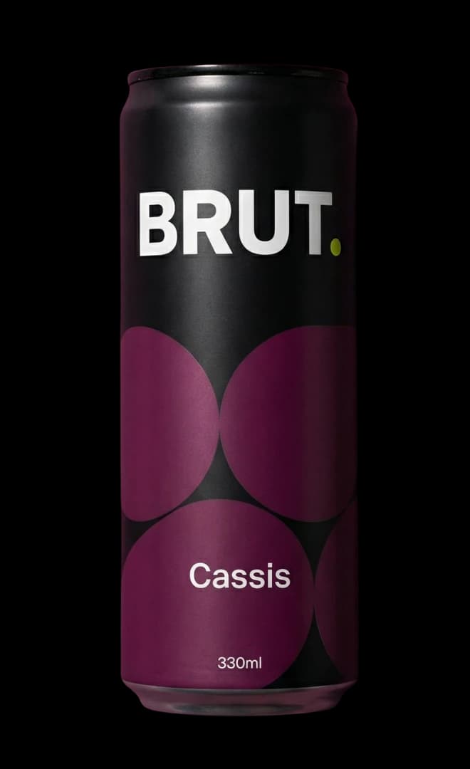 BRUT. Cassis — Ciemne owoce. Wytrawny finisz. — Puszka wytrawnego craft cydru